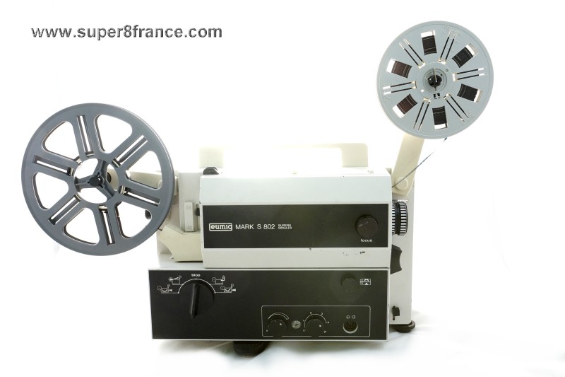 Rétroprojecteur Super 8 EUMIG Mark S 802